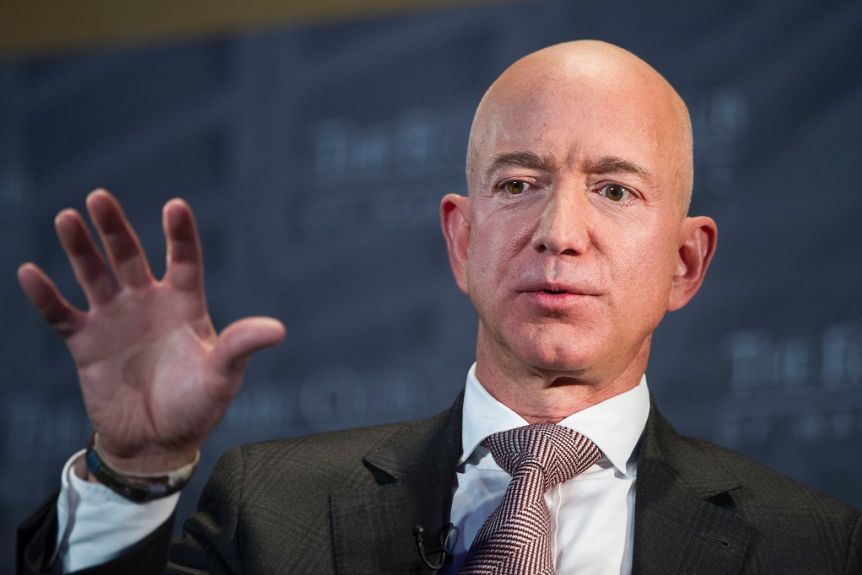 Jeff Bezos zapušča pozicijo prvega moža Amazona