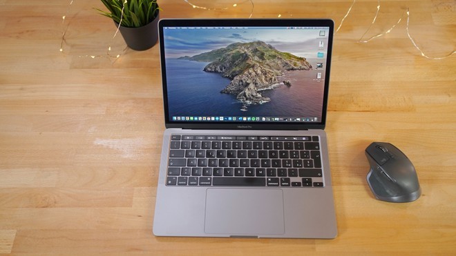 Prenosnik Apple MacBook Pro 13 ima več prednosti kot slabosti!