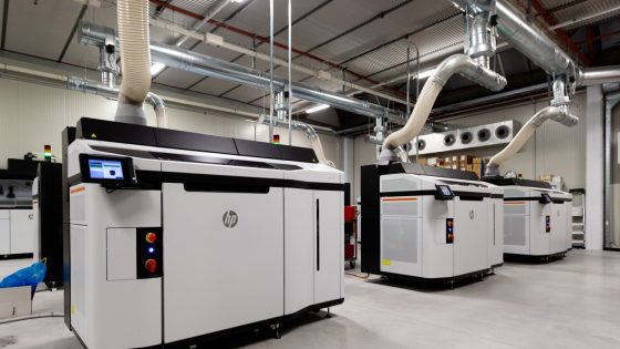 3D tiskalniki - stroji za "brizganje" plastike brez dragih orodij