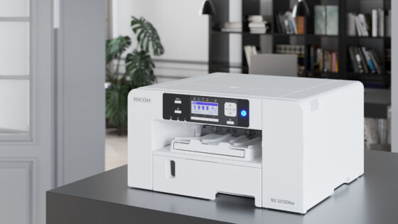 Novi GelJet tiskalnik SG 3210DNw dostavijo kar v domove uporabnikov.