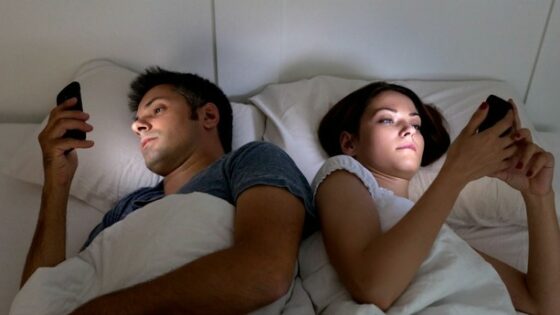 Pred spanjem enostavno ne uporabljate pametnega mobilnega teflona.