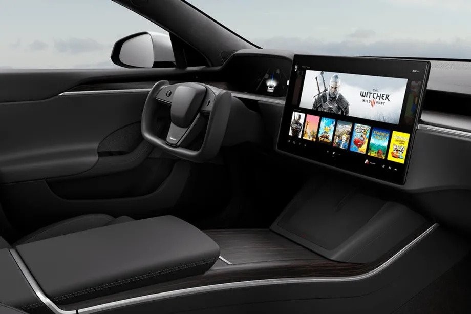 V električnih avtomobilih Tesla Model S bomo lahko igrali računalniške igre!
