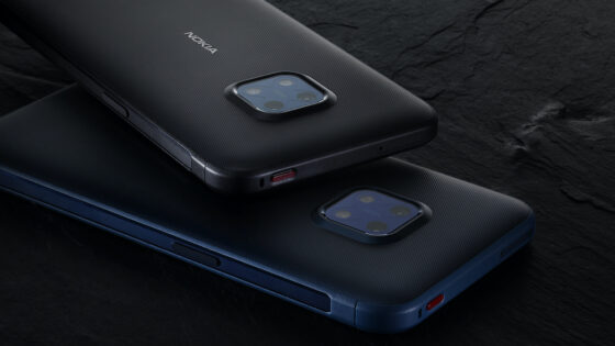 Nova Nokia XR20 je na voljo v ultra modri in granitno sivi barvi, 4/64GB in 6/128GB.