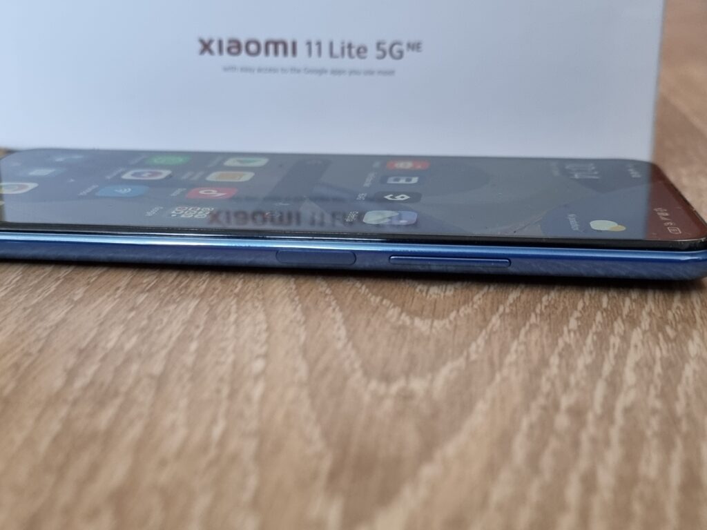 Xiaomi-11-Lite-5G-NE-Xiaomi-pametni-telefon-umetna-inteligenca-Snapdragon-Dolby-Vision-4