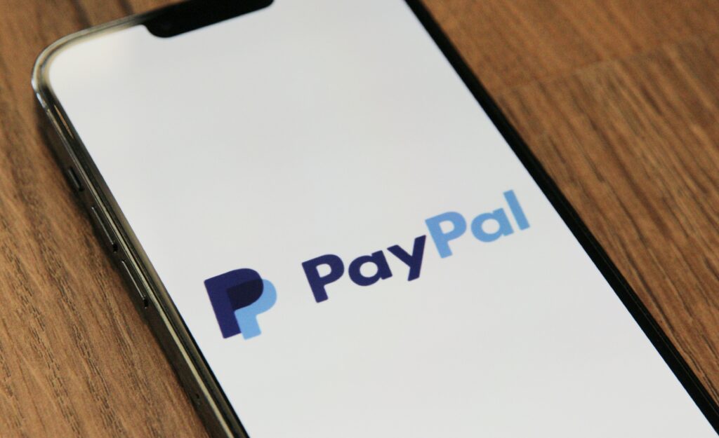 Paypal plačilo je enostavno in varno. Uporabljajo ga milijoni po vsem svetu. Foto: Unsplash