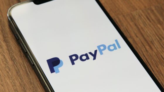 Paypal plačilo je enostavno in varno. Uporabljajo ga milijoni po vsem svetu. Foto: Unsplash