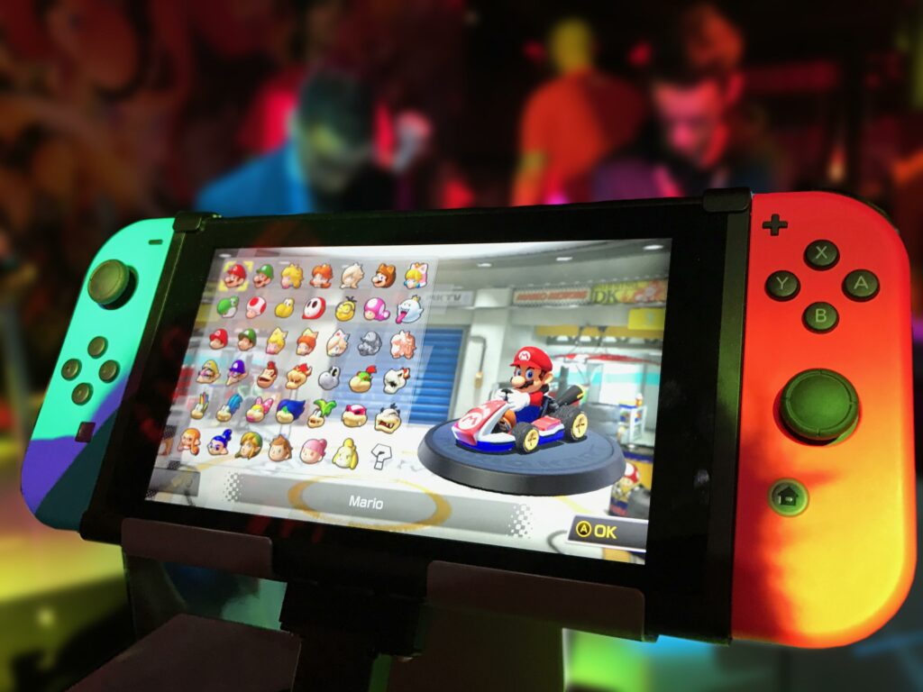 Nova prenosna igralna konzola Nintendo Switch šele leta 2023?