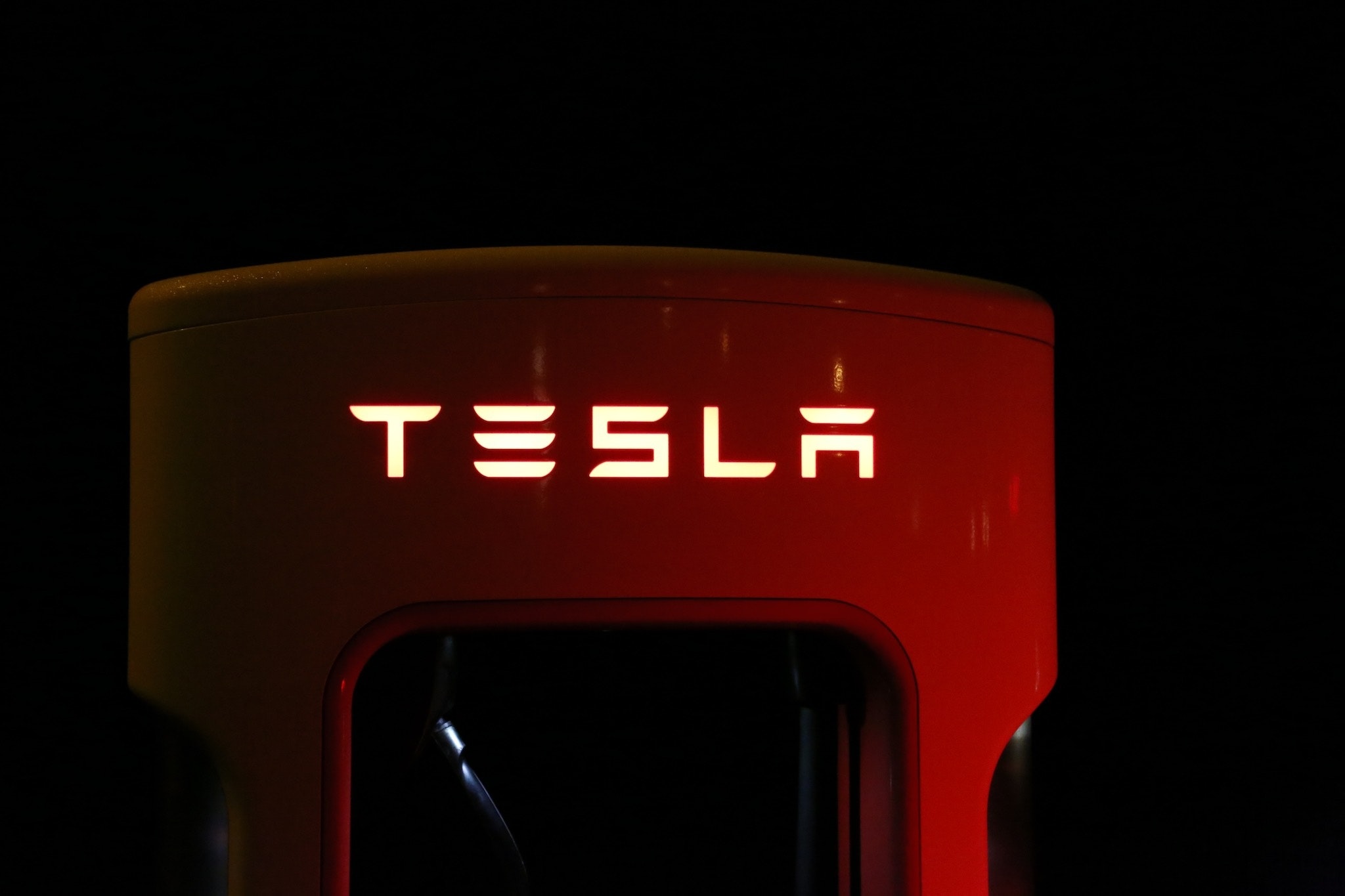 Tesla električni avtomobili