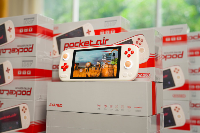 Prenosna igralna konzola Ayaneo Pocket Air končno na voljo!