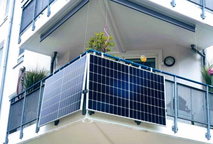balcony solar power plant Slovenian legislation 2024