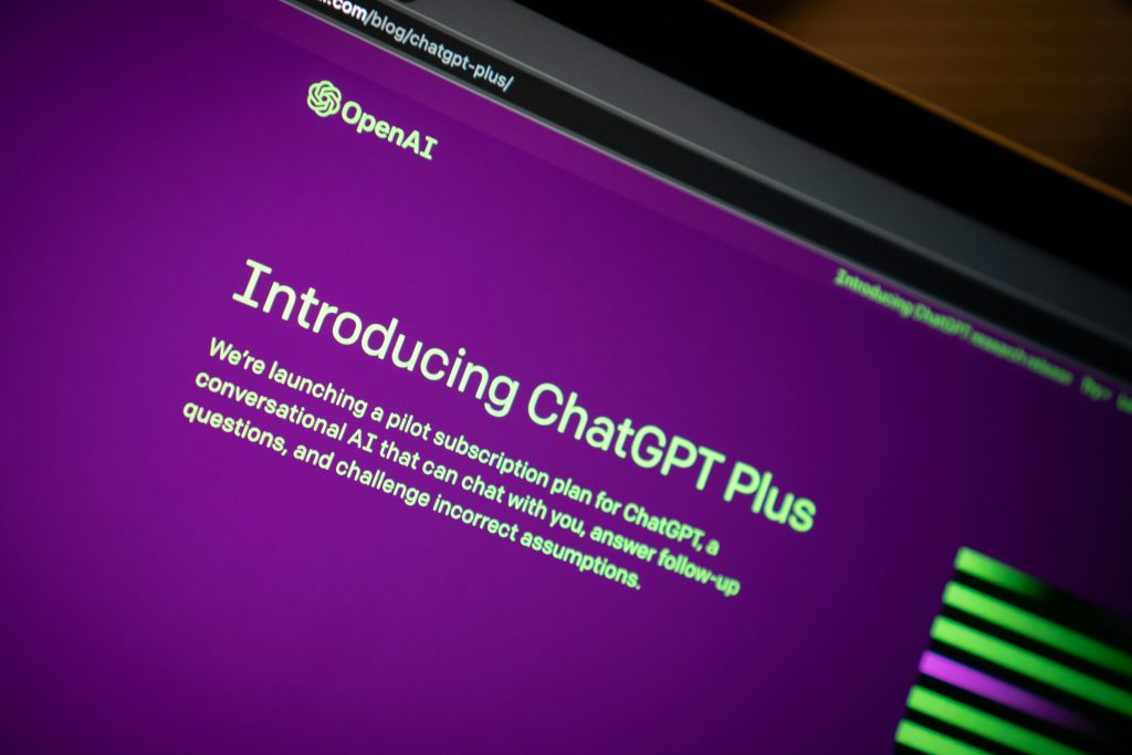 ChatGPT Plus vsebuje najnovejši model GPT-4 in tudi DALL-E
