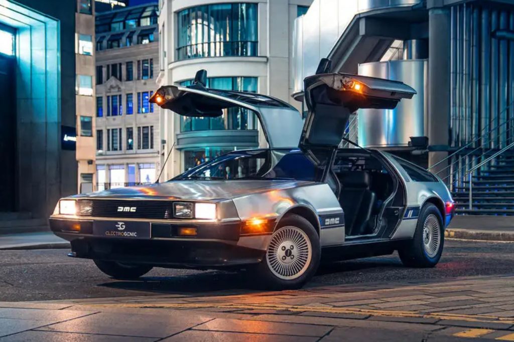 L'iconica DeLorean diventa elettrica