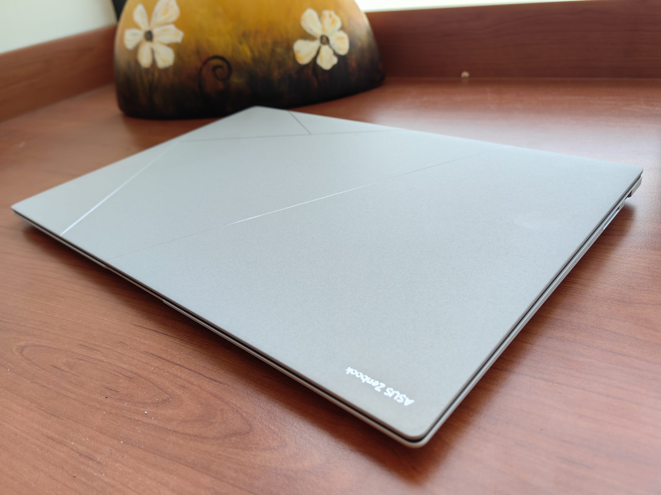 Test-ASUS-Zenbook-S-16-review-2