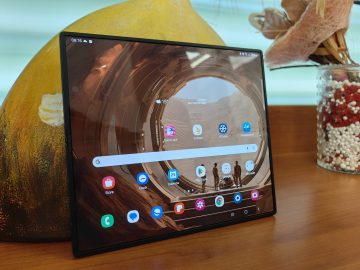 Samsung Galaxy Z Fold6 ima letos zelo močno konkurenco. Jim lahko sledi?