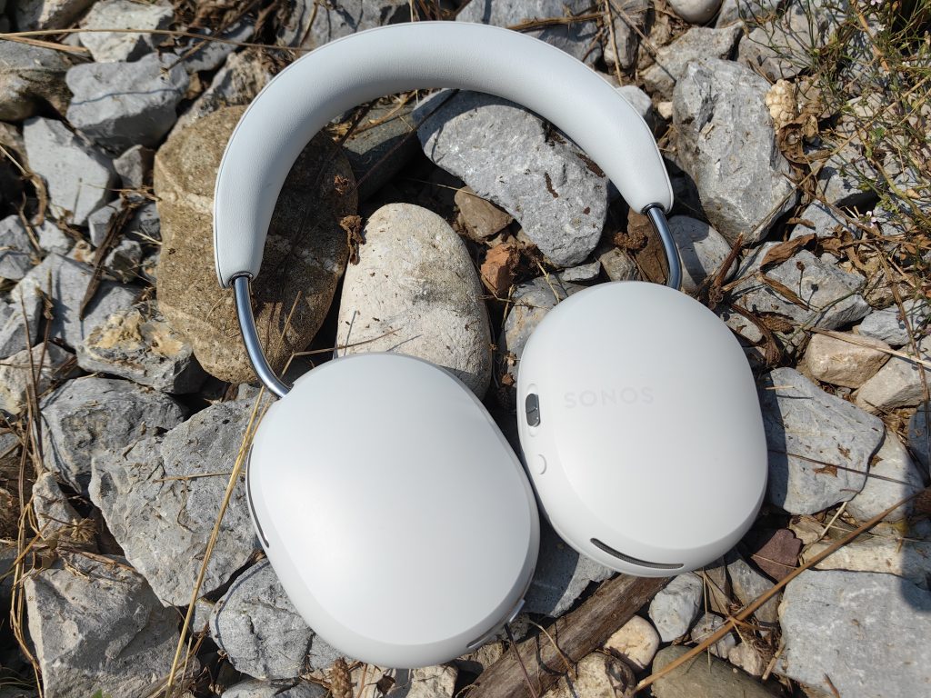 Sonos Ace so prve slušalke tega priznanega podjetja. Ali gre za dobro prvo generacijo? Kaj jim manjka? Kje so odlične?