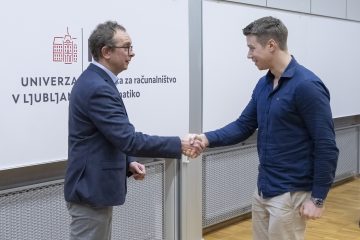Vitjan Zavrtanik je prejel posebno priznanje za članek z naslovom "Keep Dræming: Discriminative 3d Anomaly Detection Through Anomaly Simulation", objavljen v reviji "Pattern Recognition Letters".  Avtor vseh fotografij: Andrej Križ