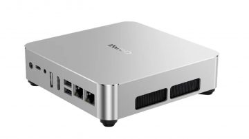 CHUWI AuBox Mini PC - zavzame malo prostora, od njega pa imate veliko. Foto: CHUWI