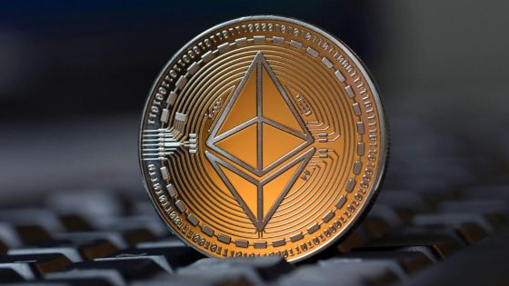 Nič več samo Bitcoin – Kripto borze množično kupujejo Ethereum