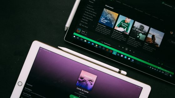 Spotifyjeve delnice po objavi slabših rezultatov doživele hud padec
