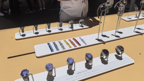 Huawei pokoril trg nosljivih naprav, dominanco nadaljuje z novimi urami