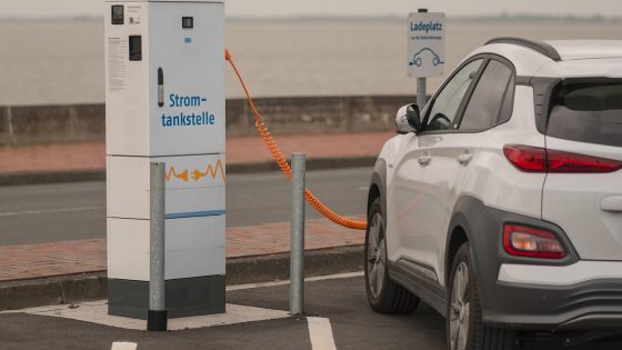 Se nam obetajo cenejši in zmogljivejši električni avtomobili?