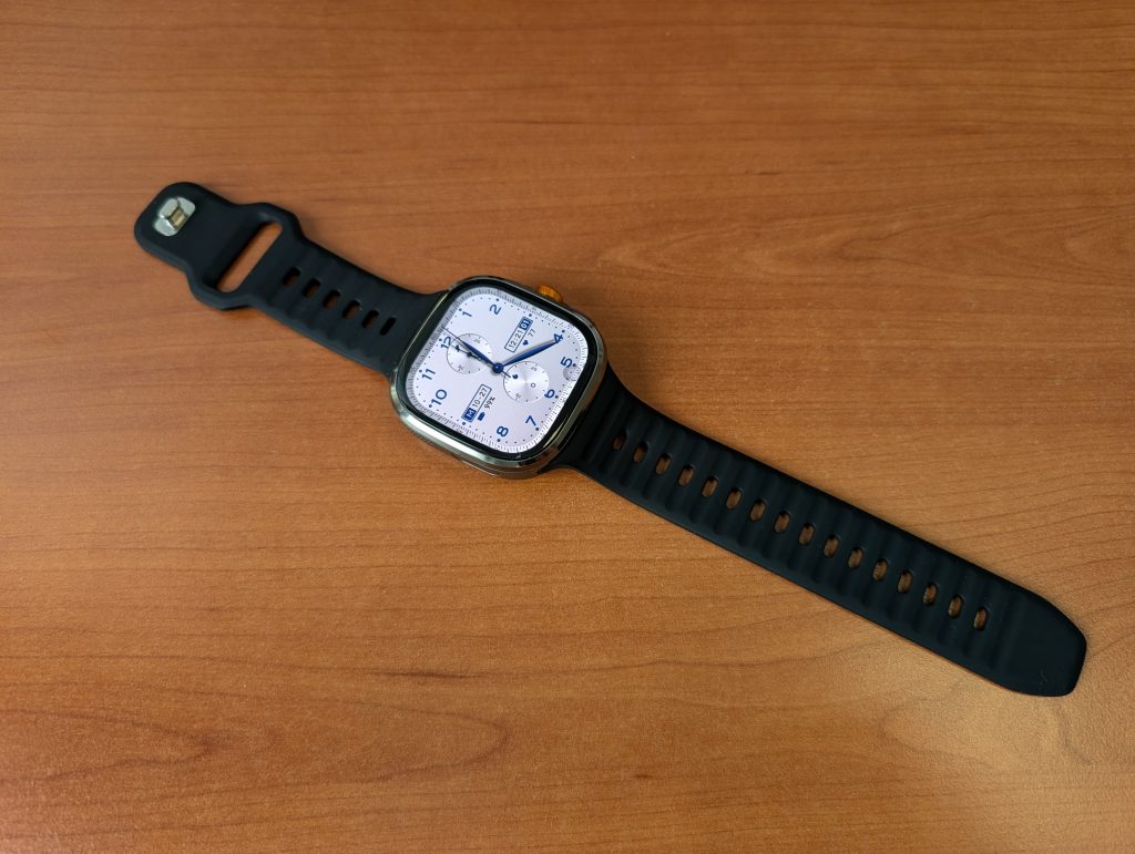 Pametna ura, ki jo lahko uporabljate tudi brez telefona