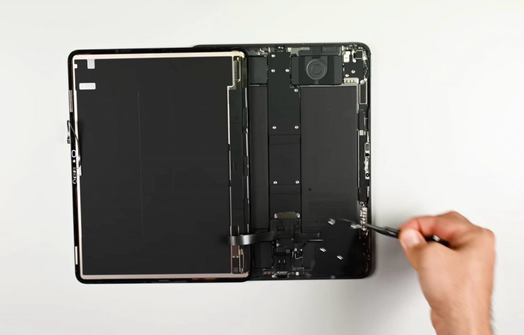 Kako popravljiv je novi iPad Pro M5?