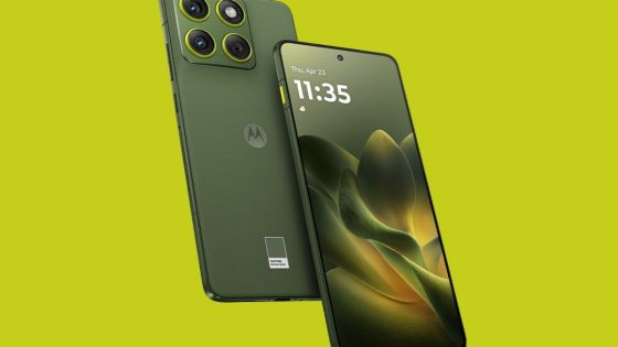 Motorola pripravlja izjemno tanek telefon z veliko baterijo