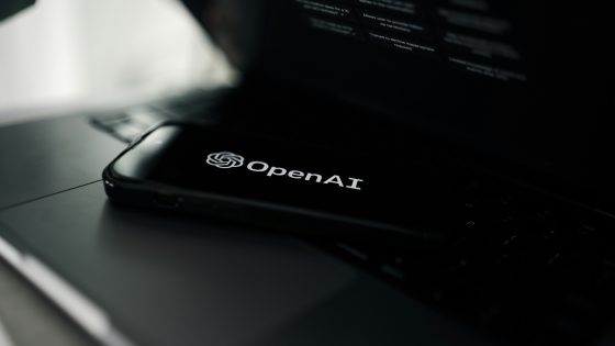 OpenAI sodeluje z Broadcomom pri razvoju lastnih čipov za umetno inteligenco
