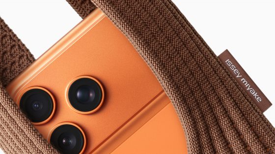 Apple iPhone Pocket: Modni dodatek ali predraga nogavica?