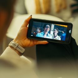 Današnji uporabnik nakupuje elektronske naprave bolj premišljeno kot kdajkoli prej. Foto: HONOR