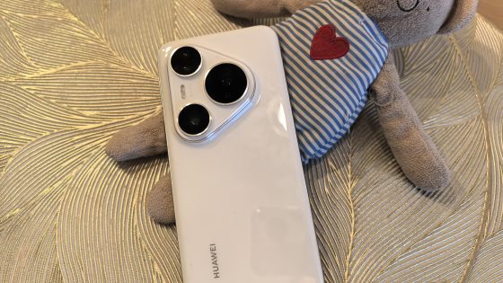 Test Huawei Pura 80 Pro – »bolane« kamere, programska oprema pa tik pred penzijo