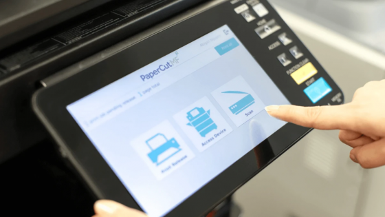 Ko se združita vrhunska Toshiba tehnologija in moč platforme PaperCut