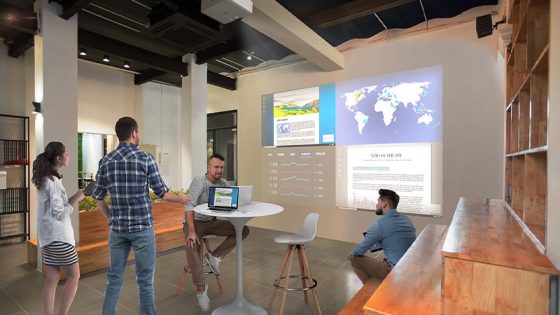 Epson EB-L890U in EB-L890E: več svetilnosti v kompaktnem ohišju