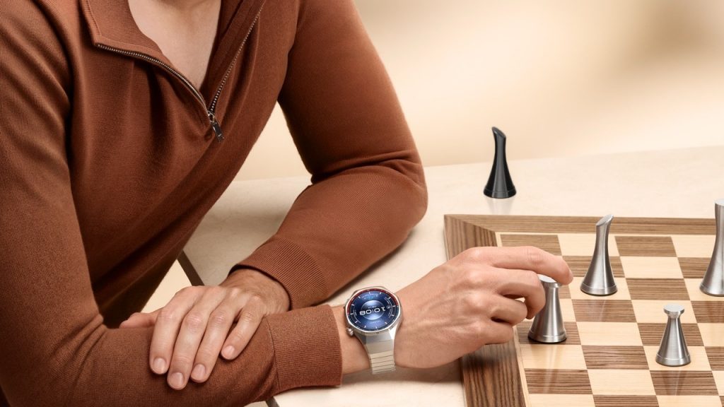 Zakaj velja ravno zdaj razmisliti o nakupu pametne ure