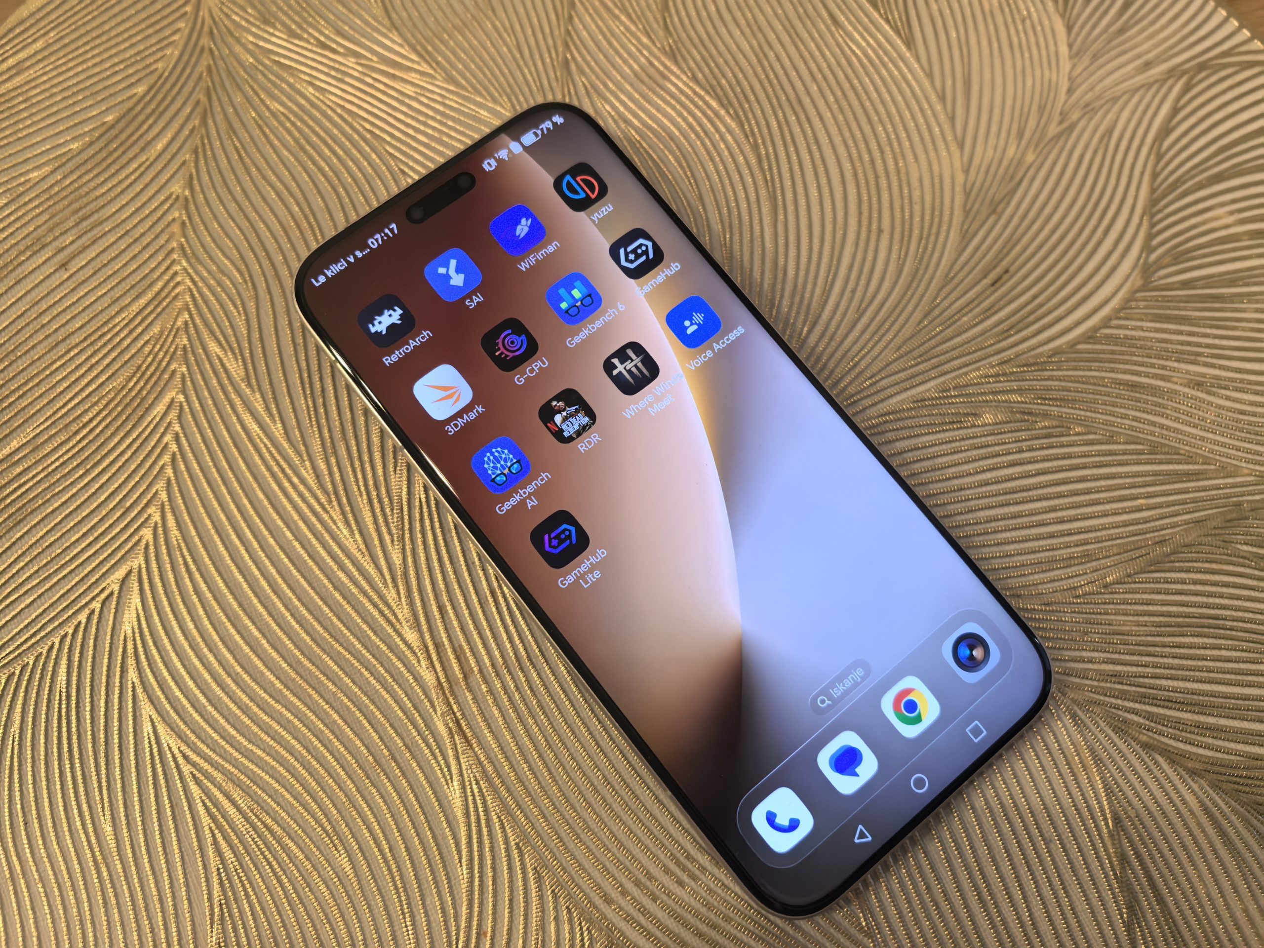 HONOR Magic8 Pro ima trenutno najsvetlejši zaslon