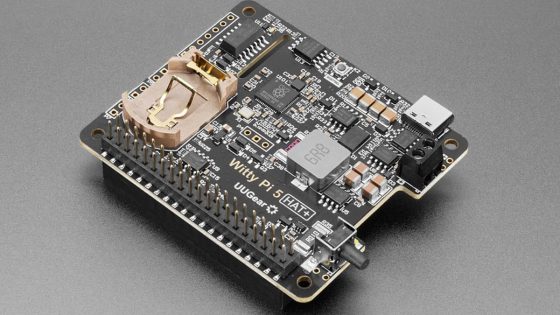 Pametni krmilnik s procesorjem RP2350 in naprednimi sprožilci