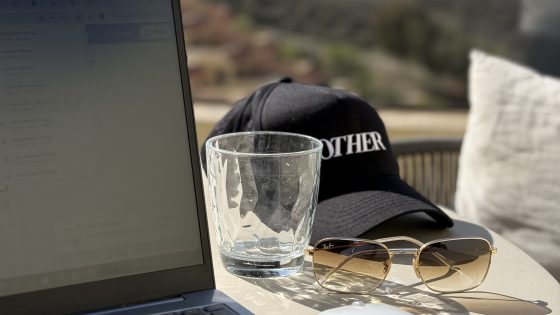 Menjava ljubljanske megle za kanarsko sonce: Je “workation” prihodnost dela?