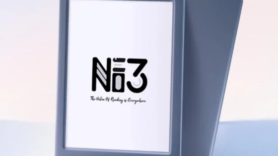 E-bralnik z vrhunskim zaslonom in izboljšano zmogljivostjo