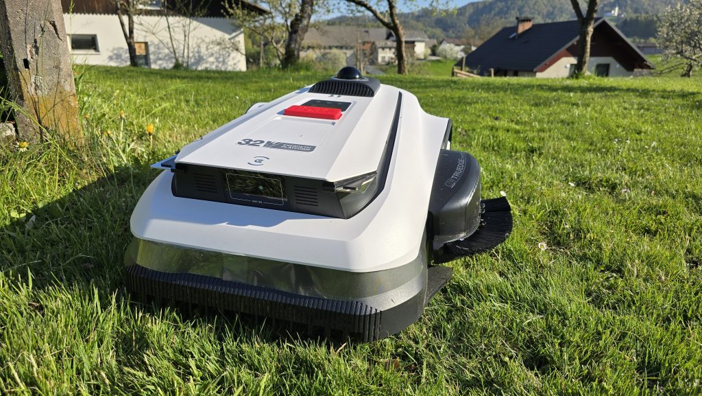 Kateri mojster pa kosi pri vaši hiši?