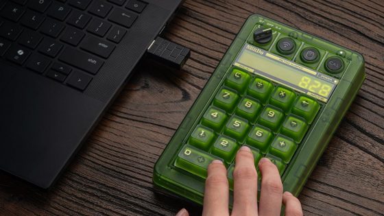 Legendarni mehanski kalkulator zdaj v uradni izdaji Xbox