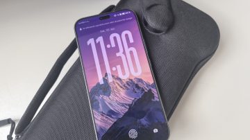 HONOR 600 Lite ima najboljšo baterijo in enega najboljših zaslonov v tem razredu. Ampak, ali je to dovolj, da premaga rivale z močnejšimi čipi in boljšimi kamerami?