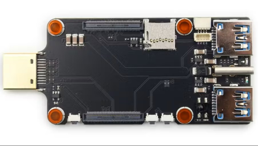 Odprtokodna alternativa Chromecastu in Fire Sticku