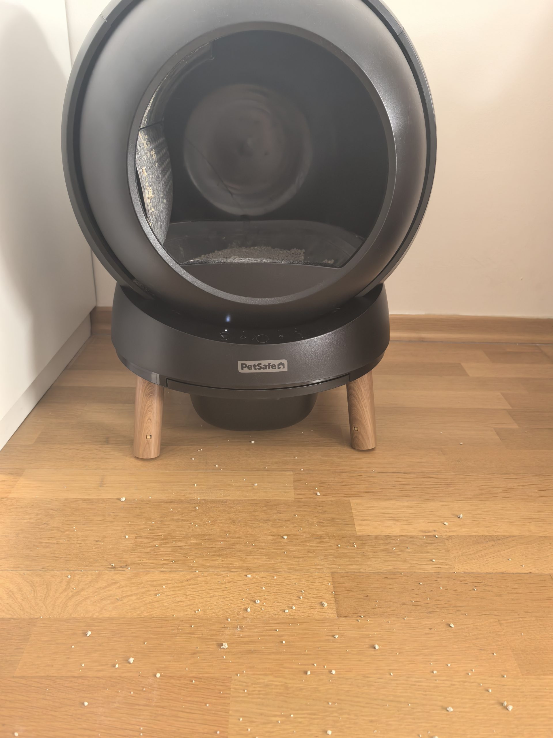 Nered okoli stranišča je edina večja preglavica