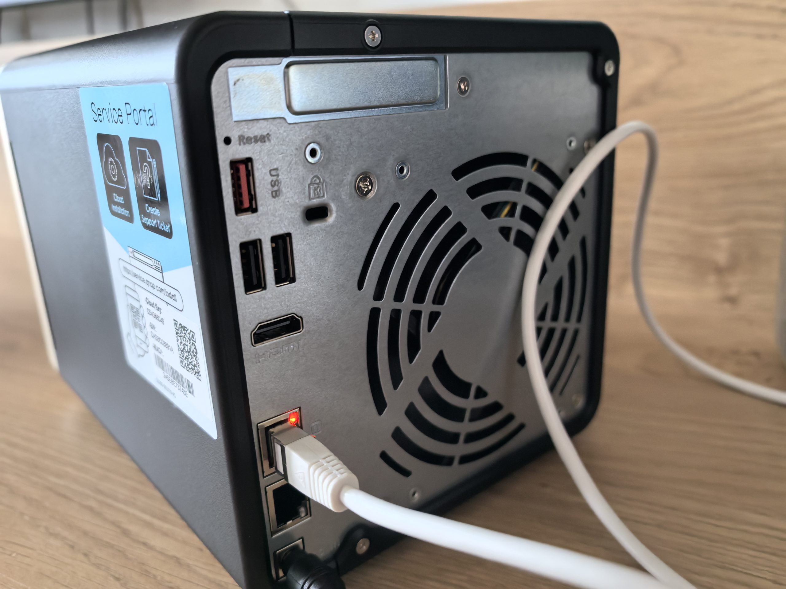 Test QNAP TS-464 review 13