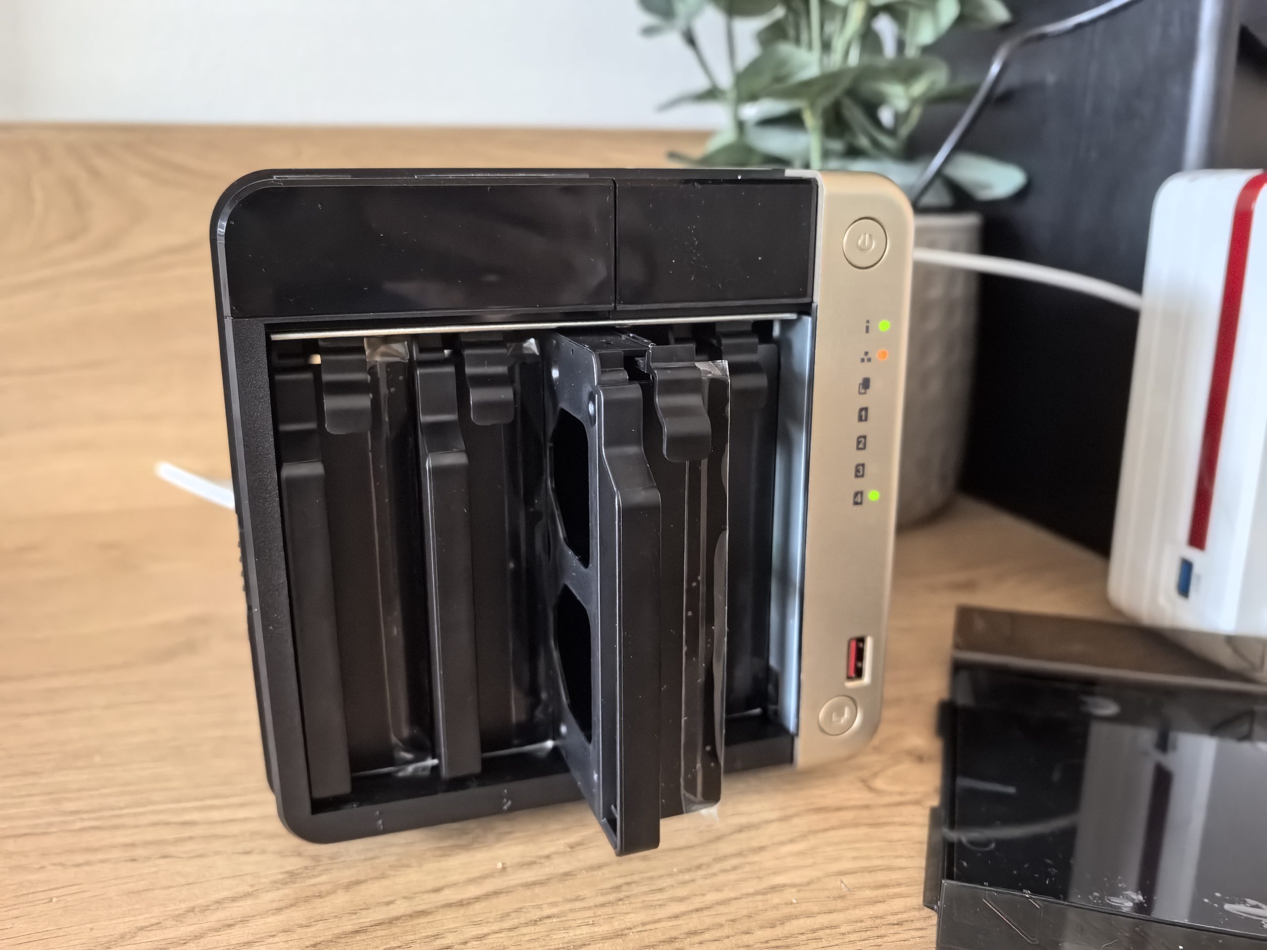 Test QNAP TS-464 review 8