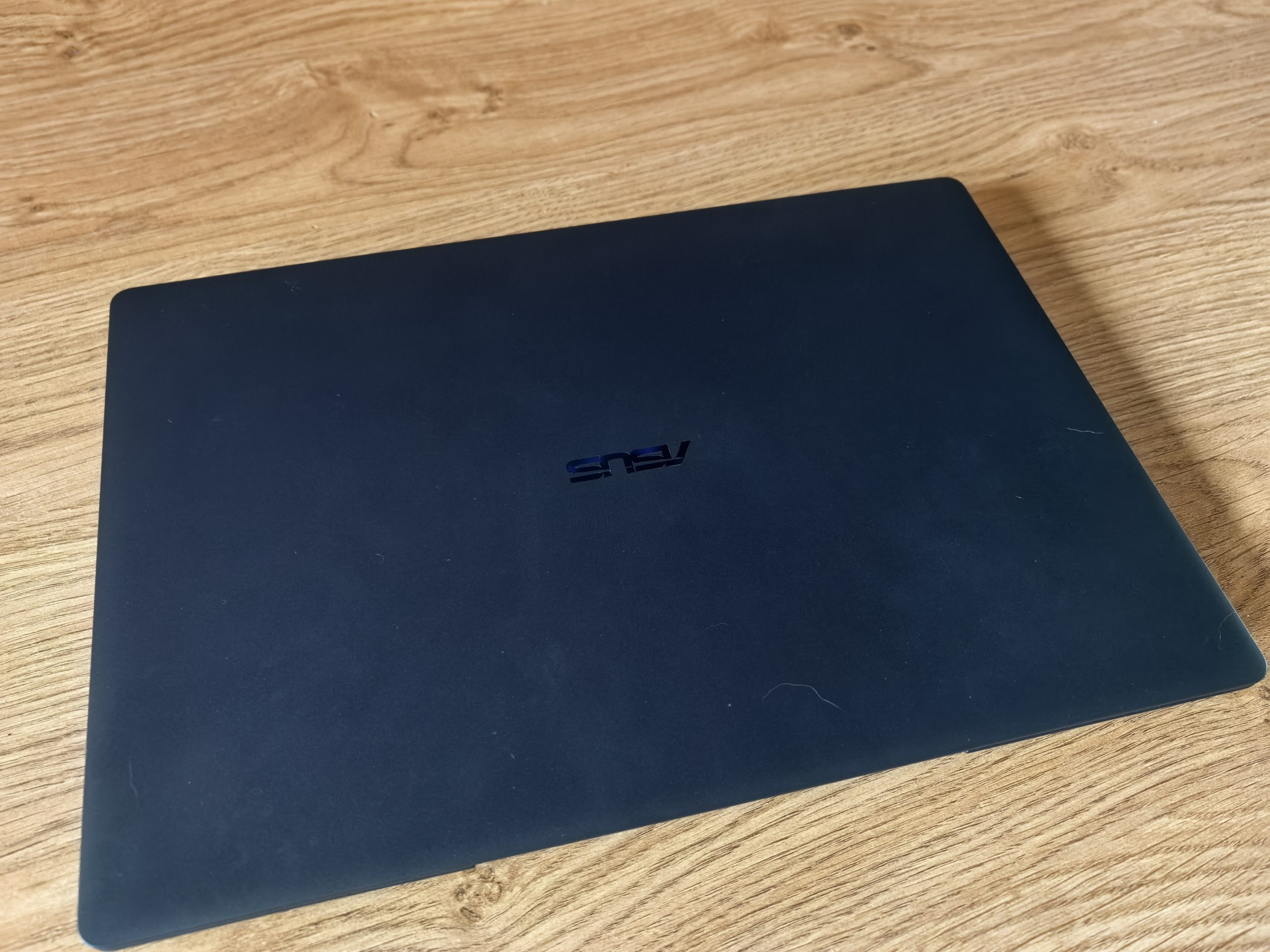 Test ASUS ExpertBook Ultra review 1
