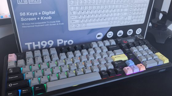 Test Epomaker TH99 Pro – tipkovnica z zaslonom, resno?