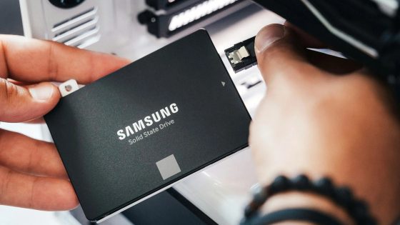 Navdušenec spremenil stare pogone SSD v fizične igralne module
