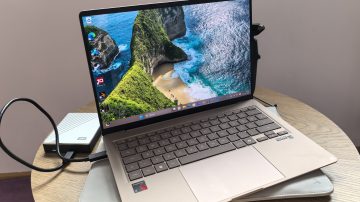 Kje se skrivajo aduti novega ASUS Zenbook 14? V čipu? Mogoče OLED zaslonu? Ceni?